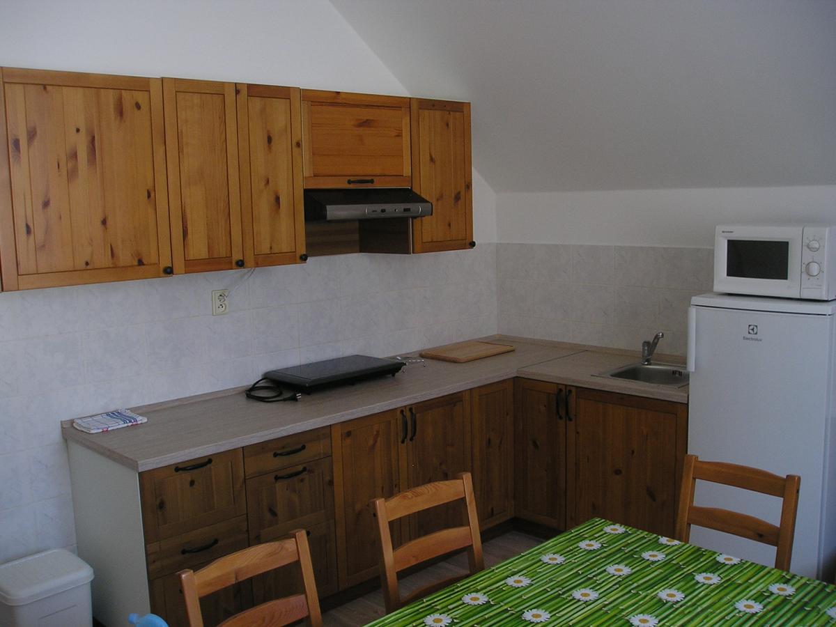 Apartman Svoboda Svoboda nad Upou Luaran gambar